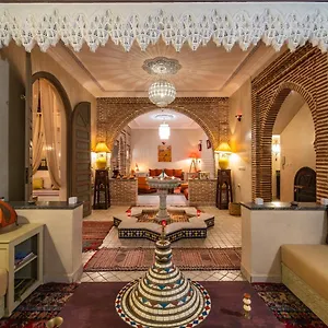 Arwa Aparthotel